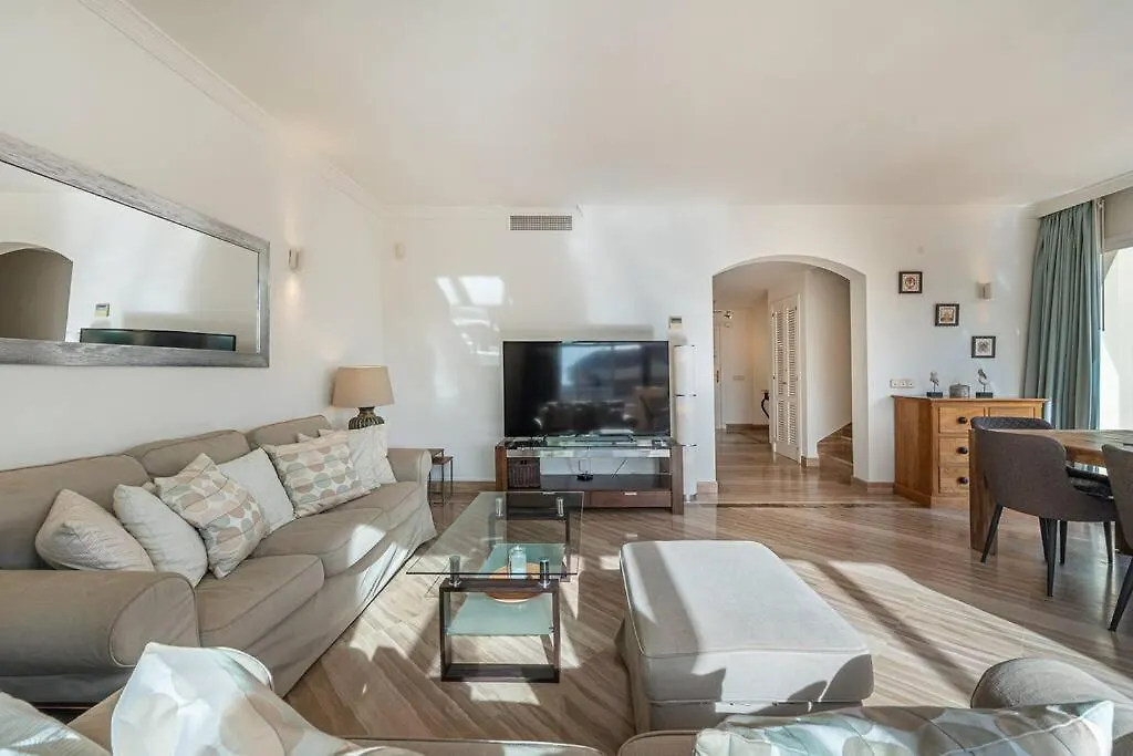 Διαμέρισμα Amazing 4Br Apart. Parking, Pool, Close To The Sea Μαρμπέλλα Ισπανία