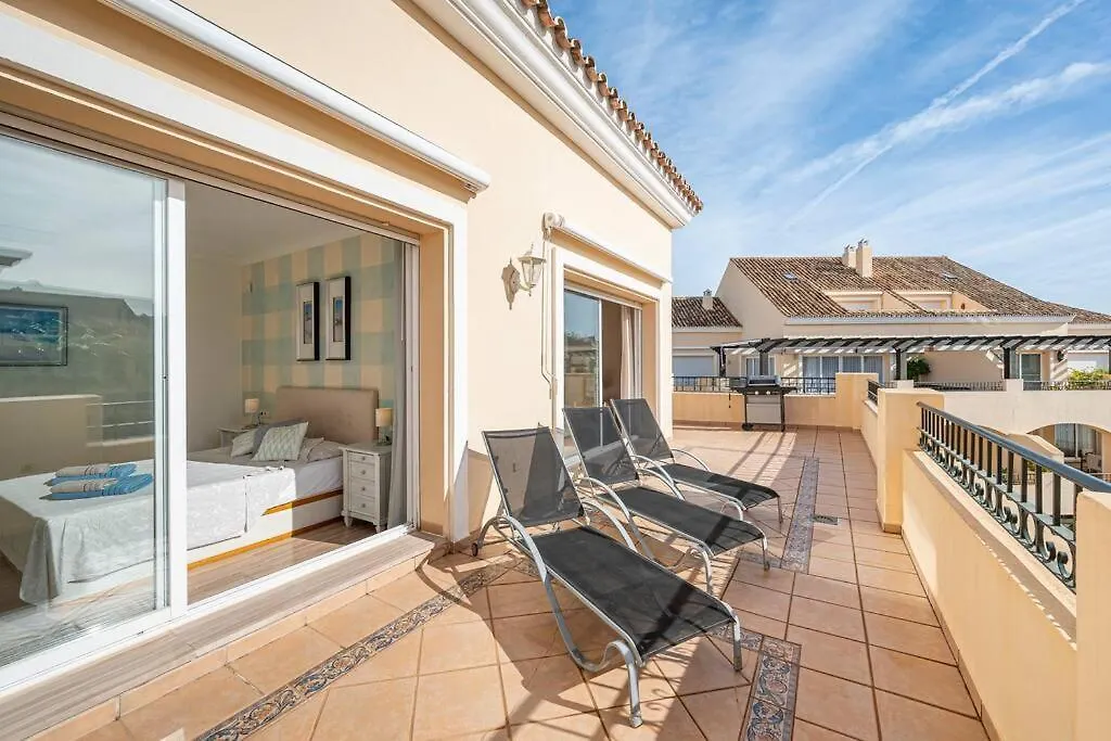 Amazing 4Br Apart. Parking, Pool, Close To The Sea Μαρμπέλλα 0*,  Ισπανία