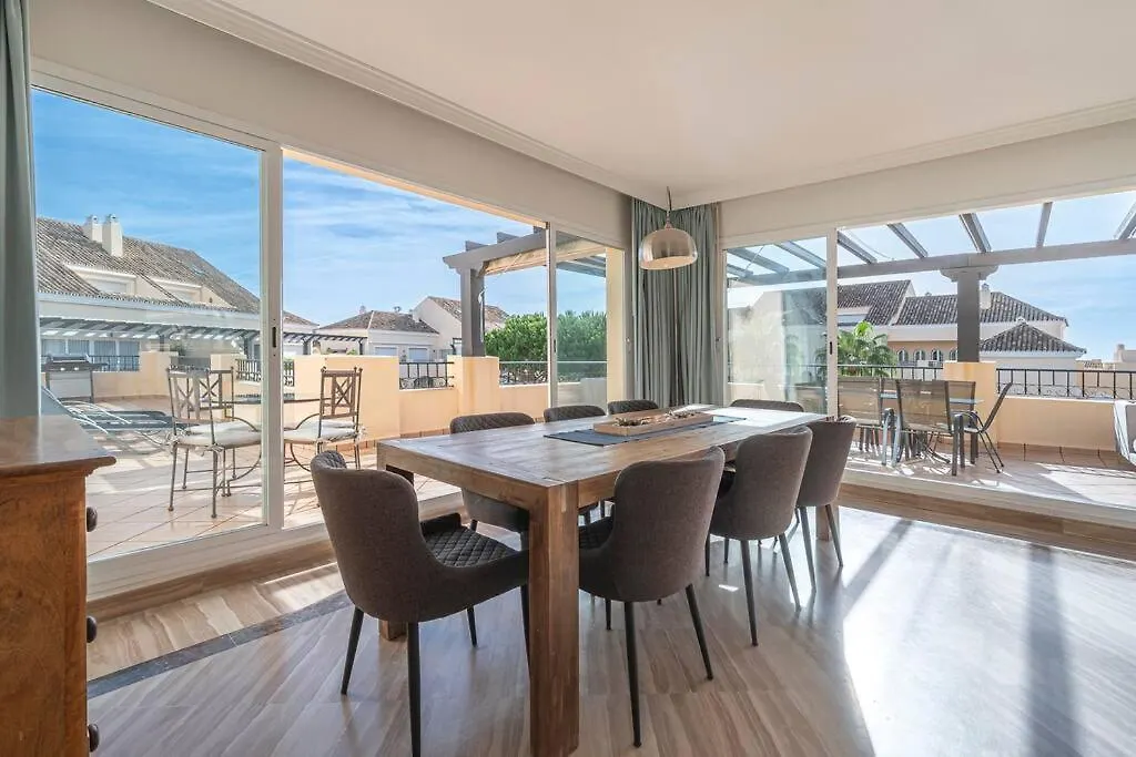 Amazing 4Br Apart. Parking, Pool, Close To The Sea Marbella 0*,