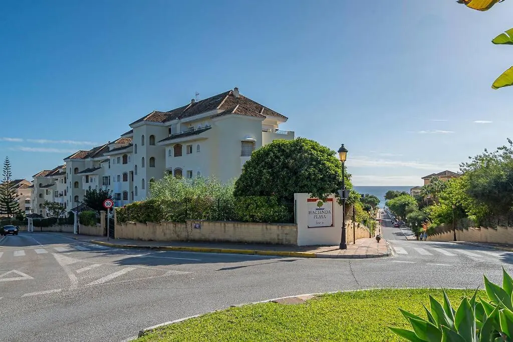 Amazing 4Br Apart. Parking, Pool, Close To The Sea Marbella Apartment