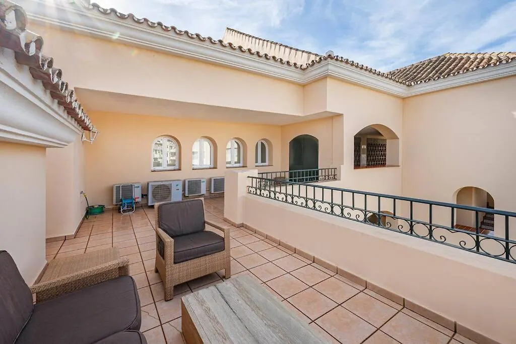 Amazing 4Br Apart. Parking, Pool, Close To The Sea Marbella 0*,  Spain