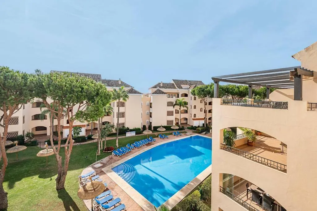 Amazing 4Br Apart. Parking, Pool, Close To The Sea Marbella Apartment